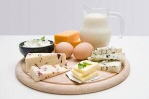 Egg, fitusnauðar mjólkurvörur og gerjaðar mjólkurvörur fyrir próteinfæði